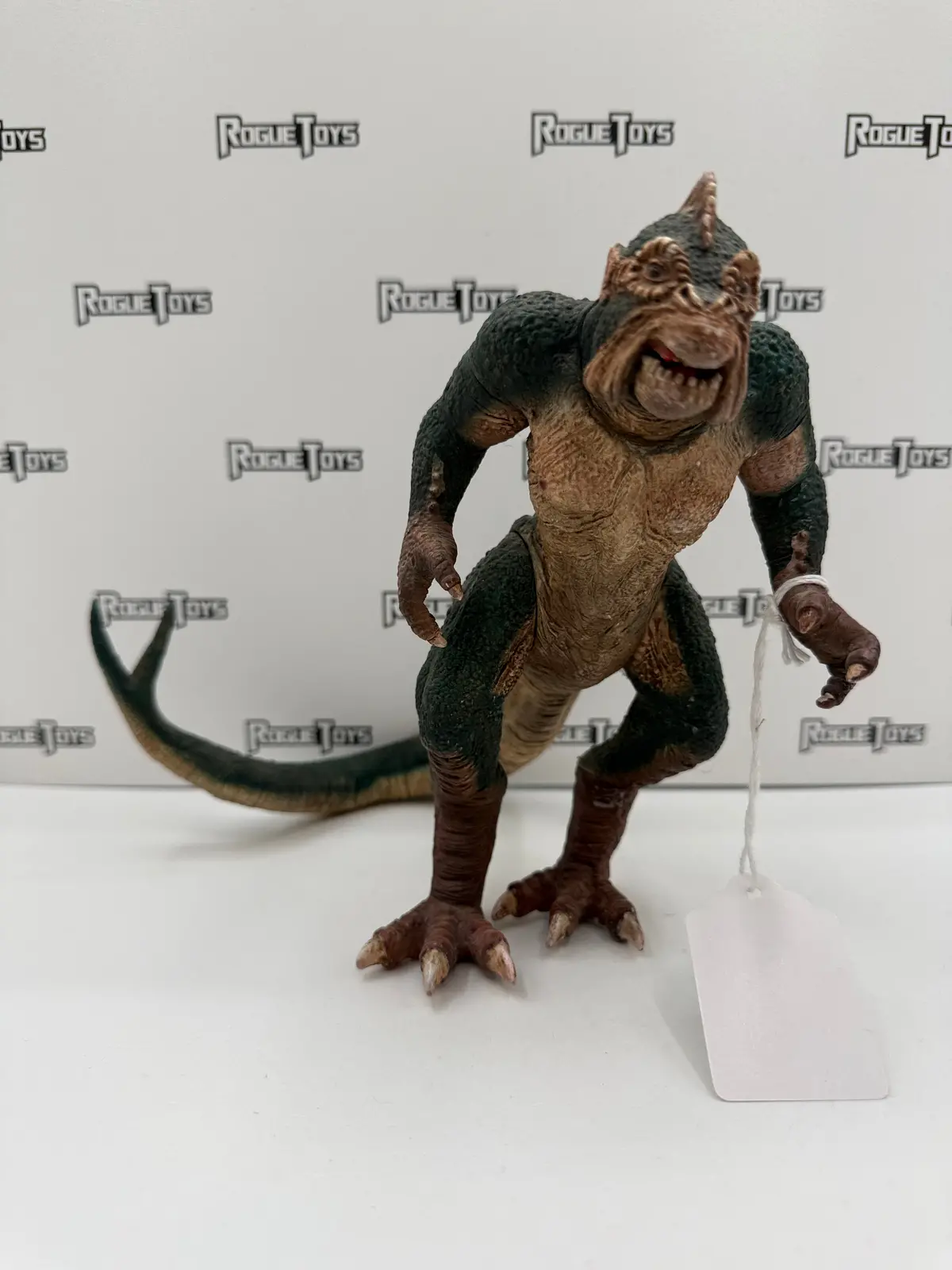 X-Plus Usa Ray Harryhausen Film Library 20 Million Miles To Earth Ymir 1