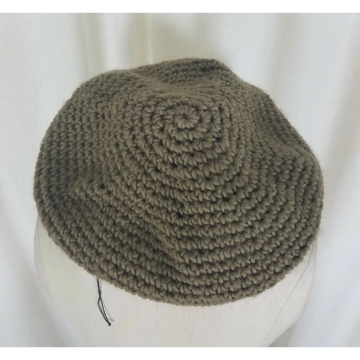Vintage Knit Crochet Beret Flat Flexible Stretch Circle Rope Look Hat Tan Olive 1