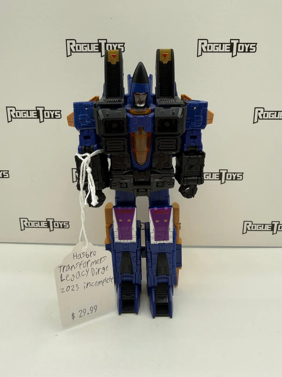 Hasbro Transformers Legacy Dirge 1