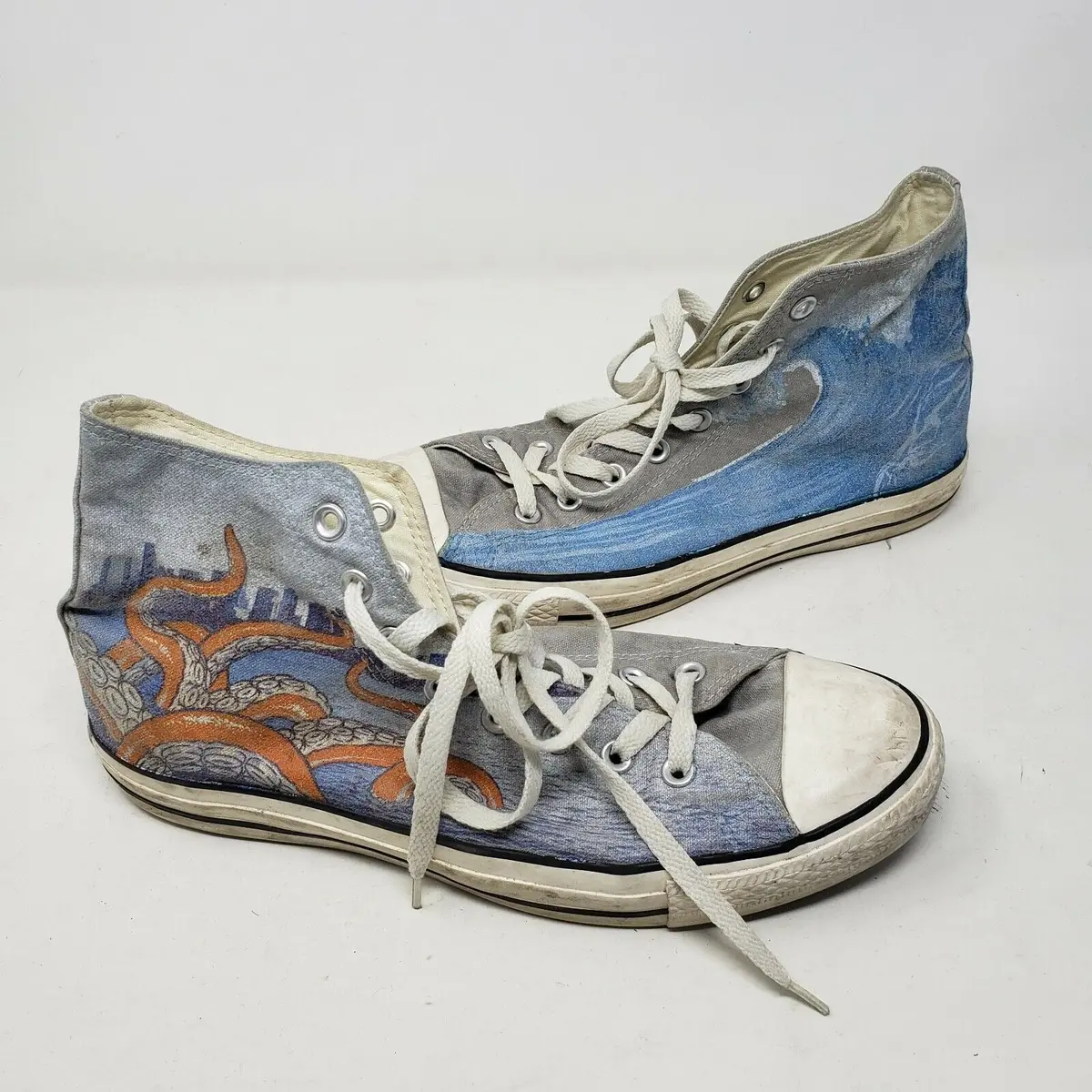 Converse Chuck Taylor All Star Hi Tops Custom Octopus Wave Cityscape Mens 10 W12 1