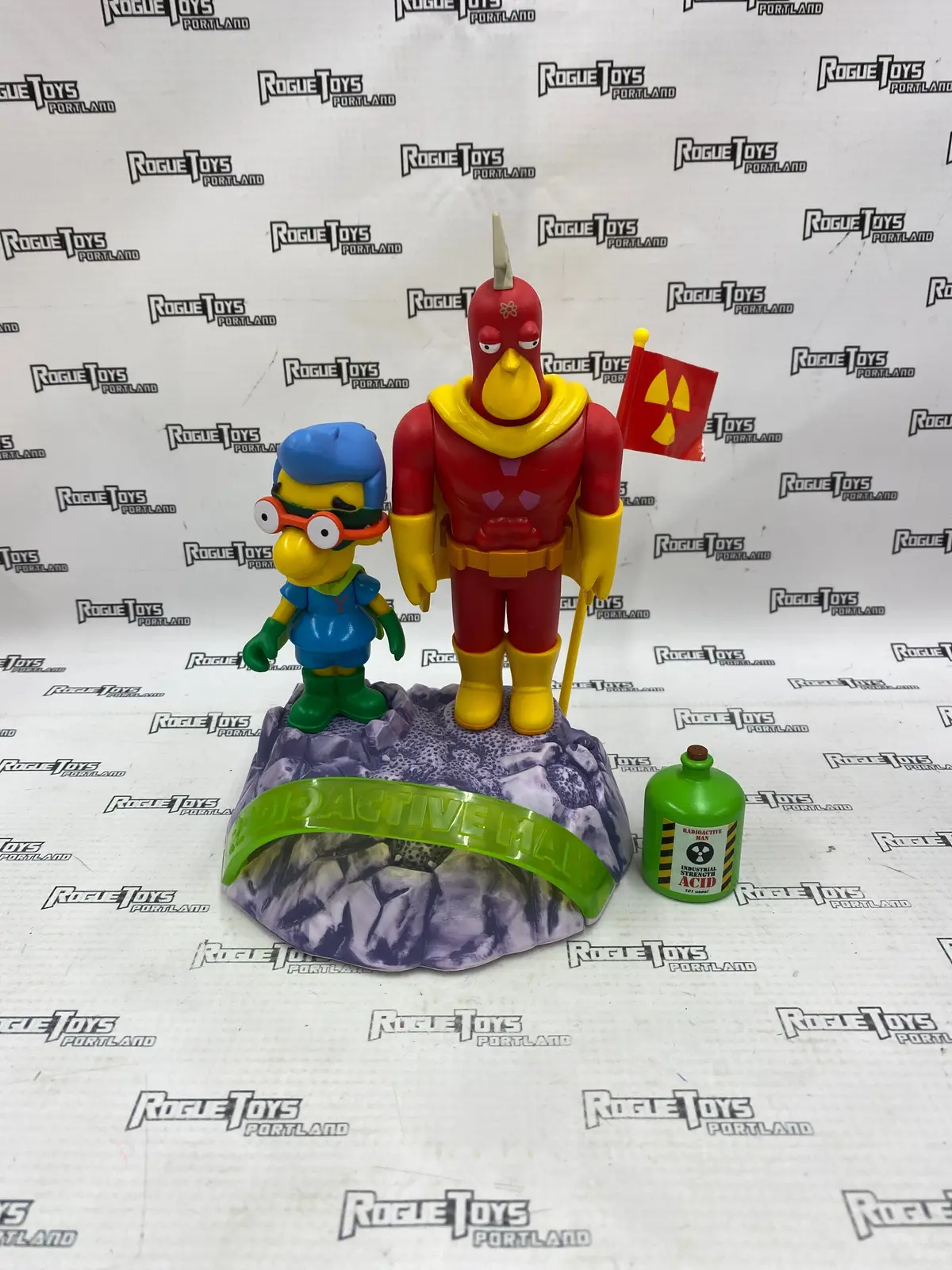 The Simpsons World Of Springfield Radioactive Man Lunar Base Playset W/ Radioactive Man & Fallout Boy 1