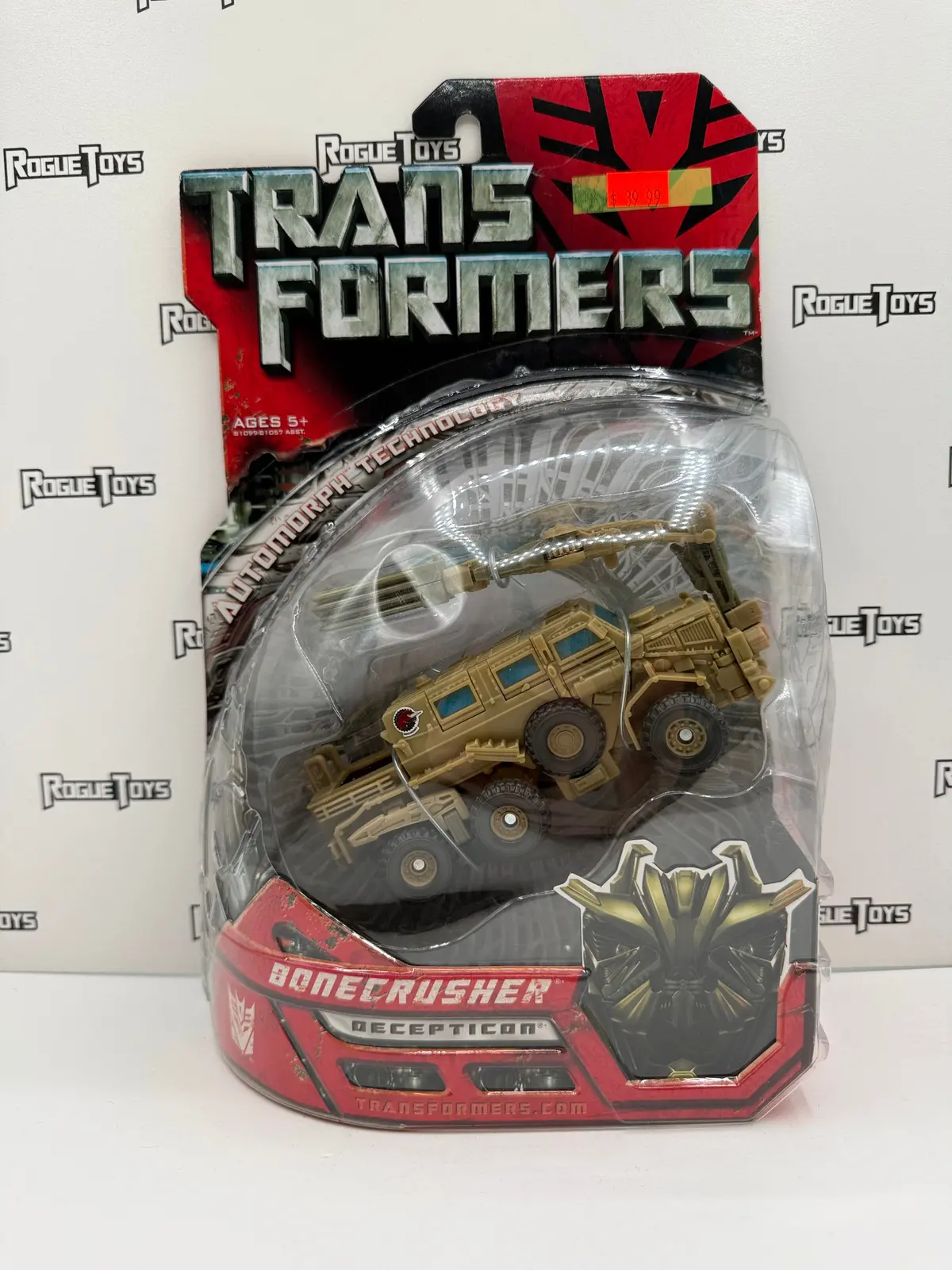 Hasbro Transformers Automorph Technology Deluxe Class Decepticon Bonecrusher 1