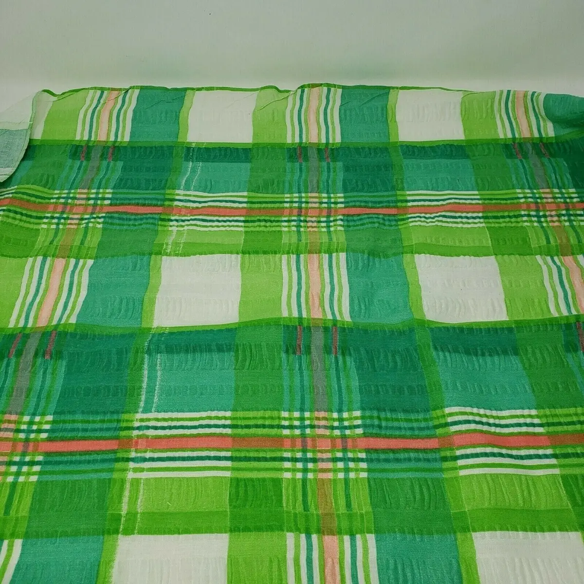 Vintage Seersucker Puckered Plisse Fabric Green Plaid Woven Cotton 5+ Yards 1