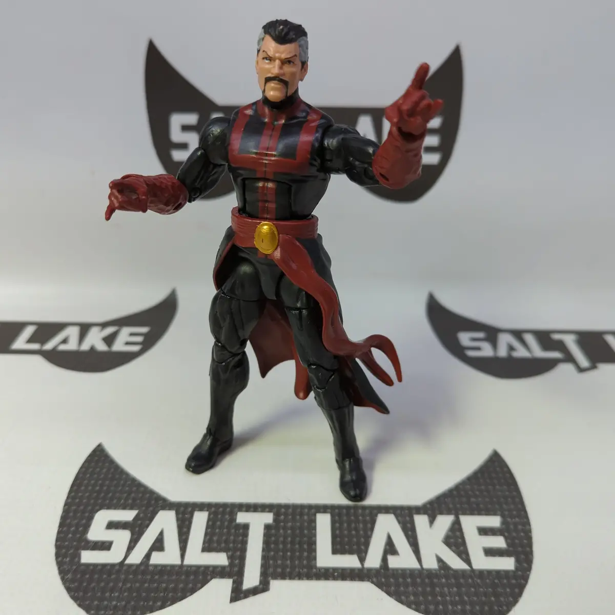 Hasbro Marvel Legends Dr. Strange (Hulkbuster Baf Wave) 1