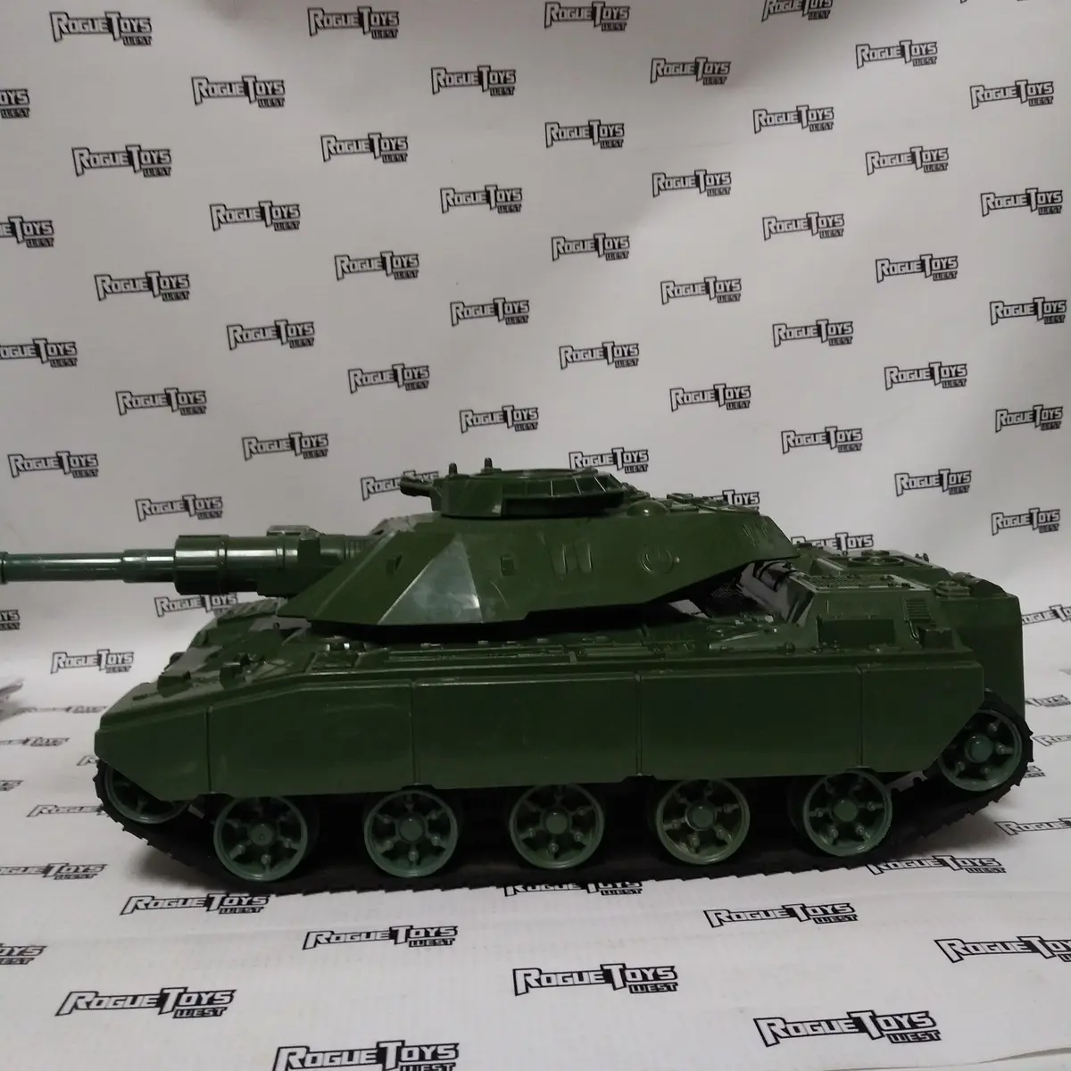 Vintage Hasbro G.I. Joe Mobat Tank 1