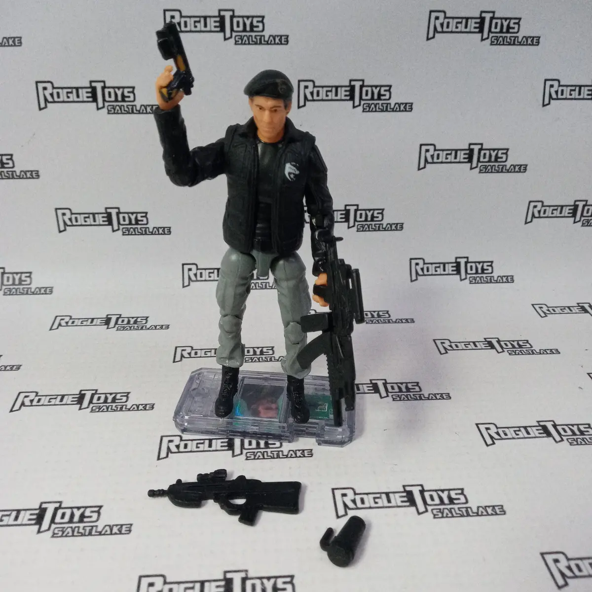 Hasbro G.I. Joe Rise Of Cobra General Hawk Pit Driver 1