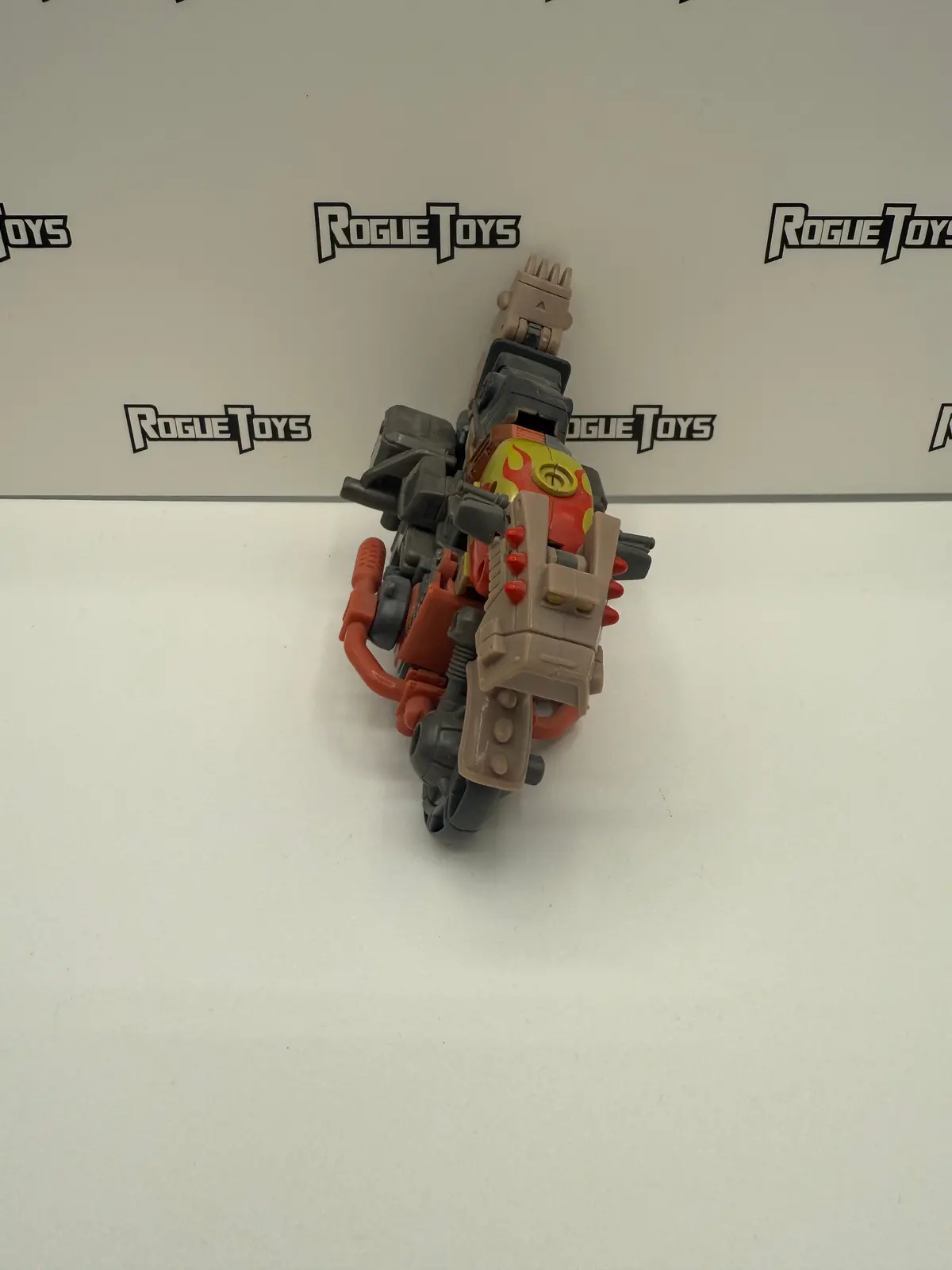 Hasbro Transformers Legacy Evolution Generations Deluxe Class Autobot Crashbar 1