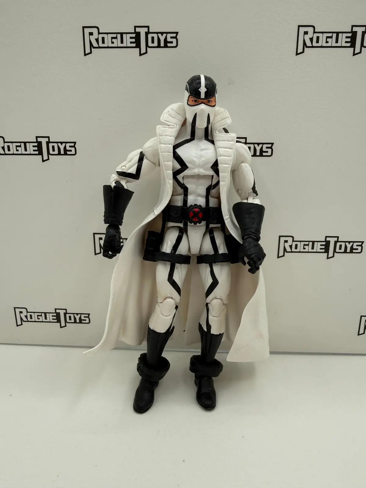 Hasbro Marvel Legends X-Men X-Force Mutant Fantomex (Amazon Exclusive) 1
