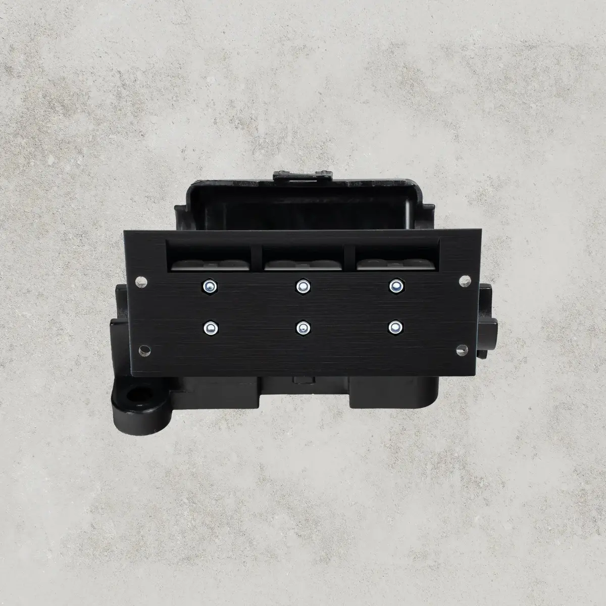 12V Triple Anderson Surface Mount With 50A Anderson Plugs 1