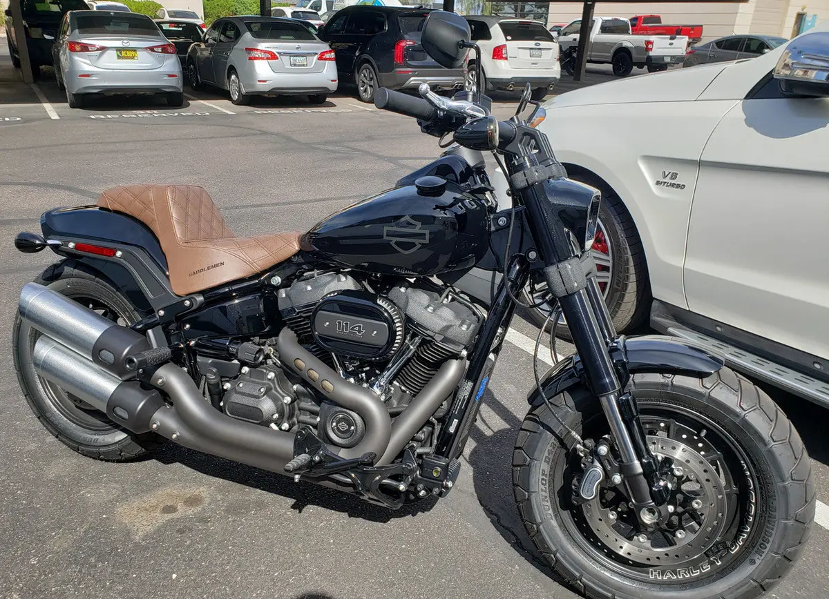 Customizable 2018-2022 Fat Bob Fxfb/Fxfbs Step-Up™ Seat - Brown 1