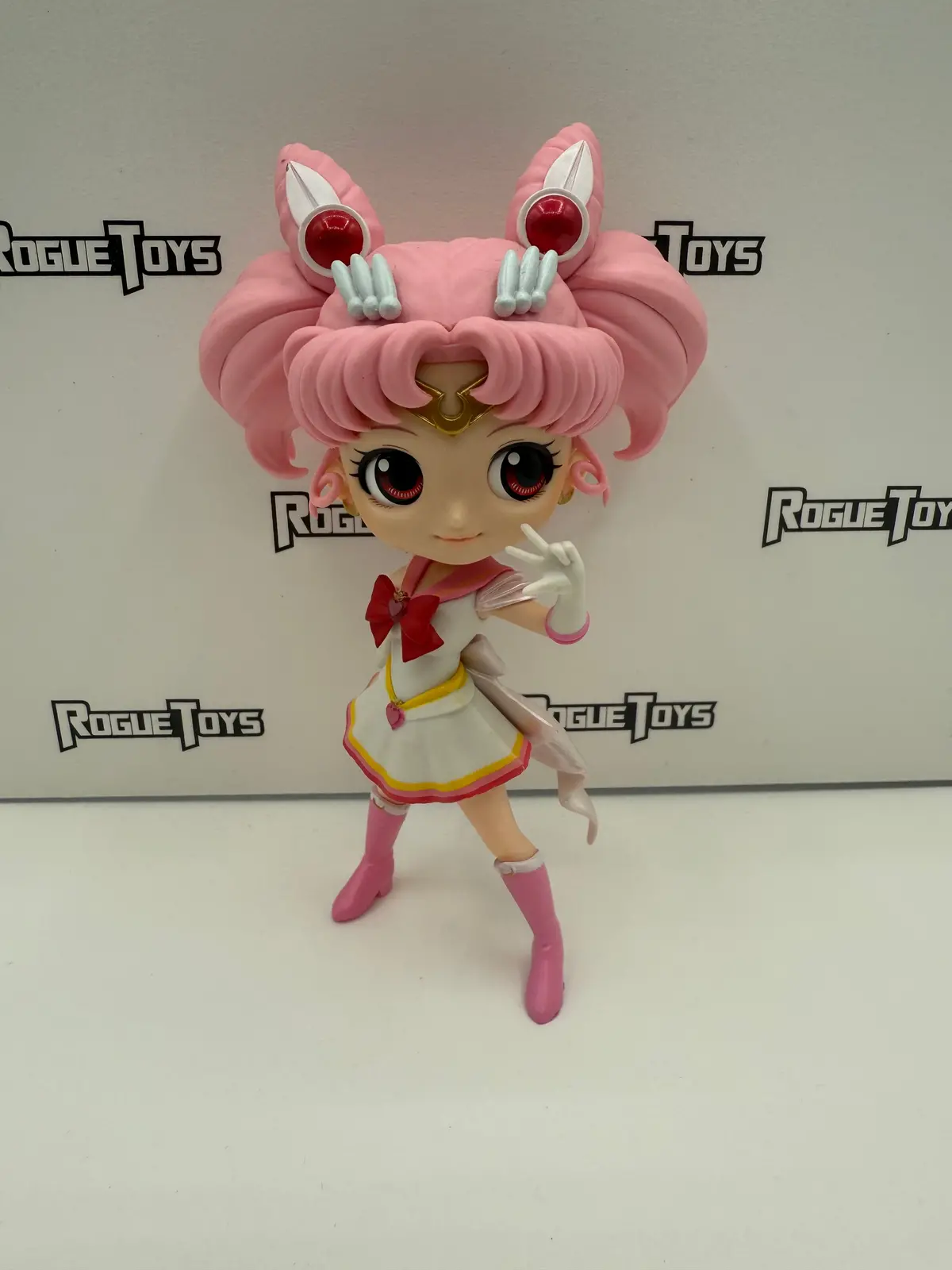 Bandai Spirits Q Posket Girls Memories Sailor Moon Eternal Moon Kaleidoscope Super Sailor Chibi Moon (Ver. A) 1