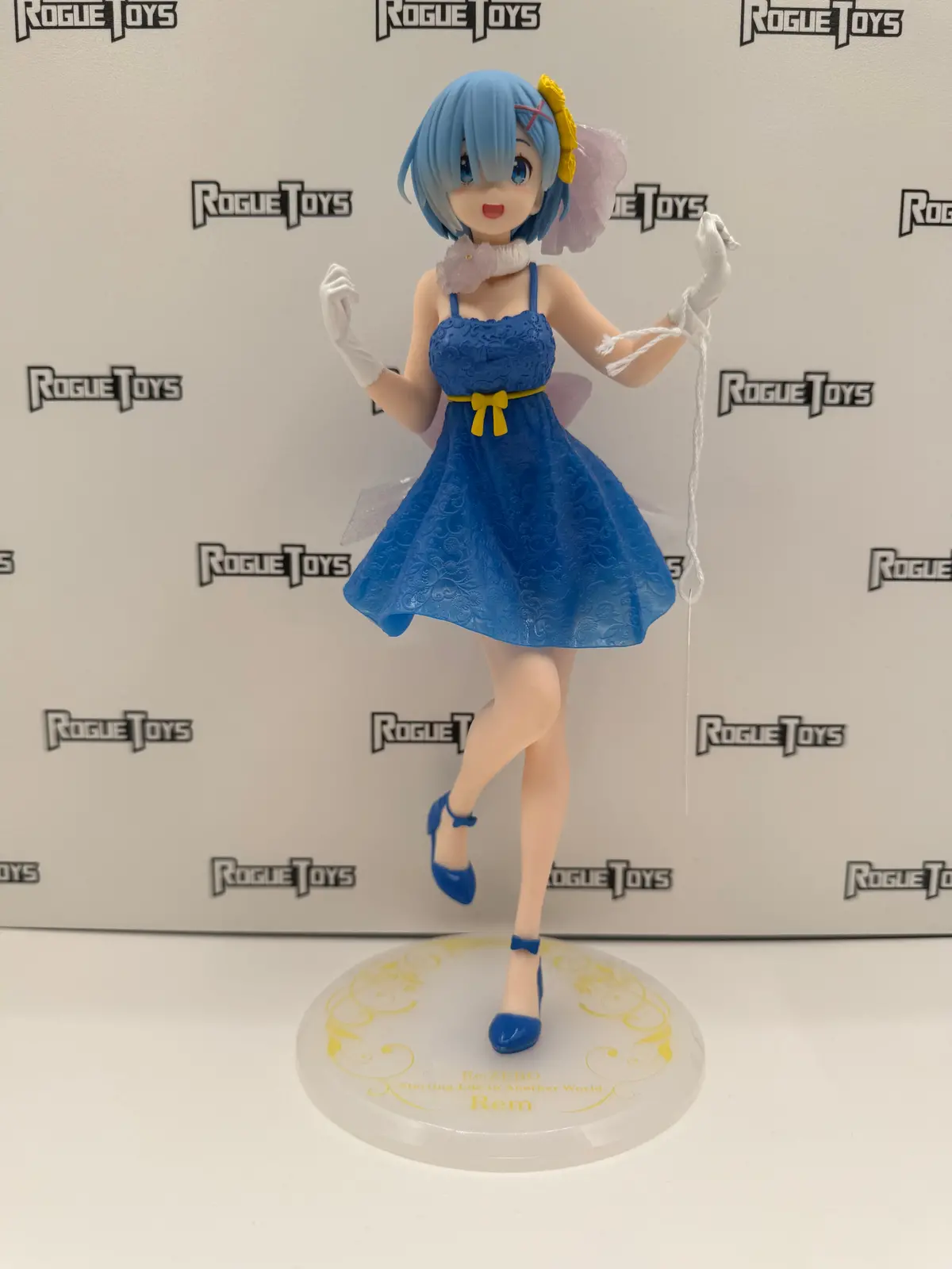Taito Precious Figure Re:Zero Rem (Clear Dress Ver.) 1