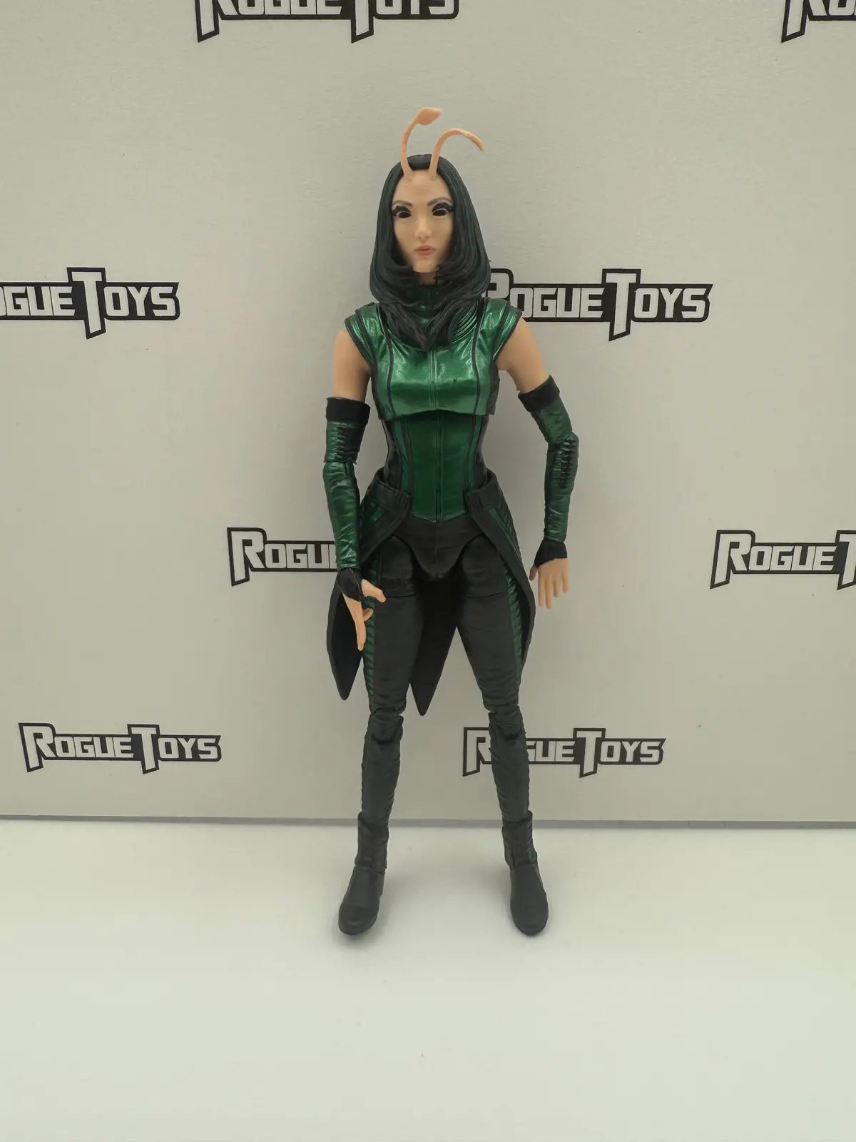 Hasbro Marvel Legends Mantis Baf 1