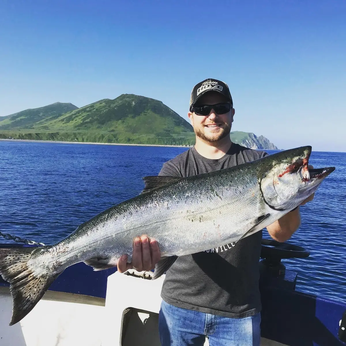 Driftwood Wilderness Lodge - Salmon Fishing (Per Day) 1
