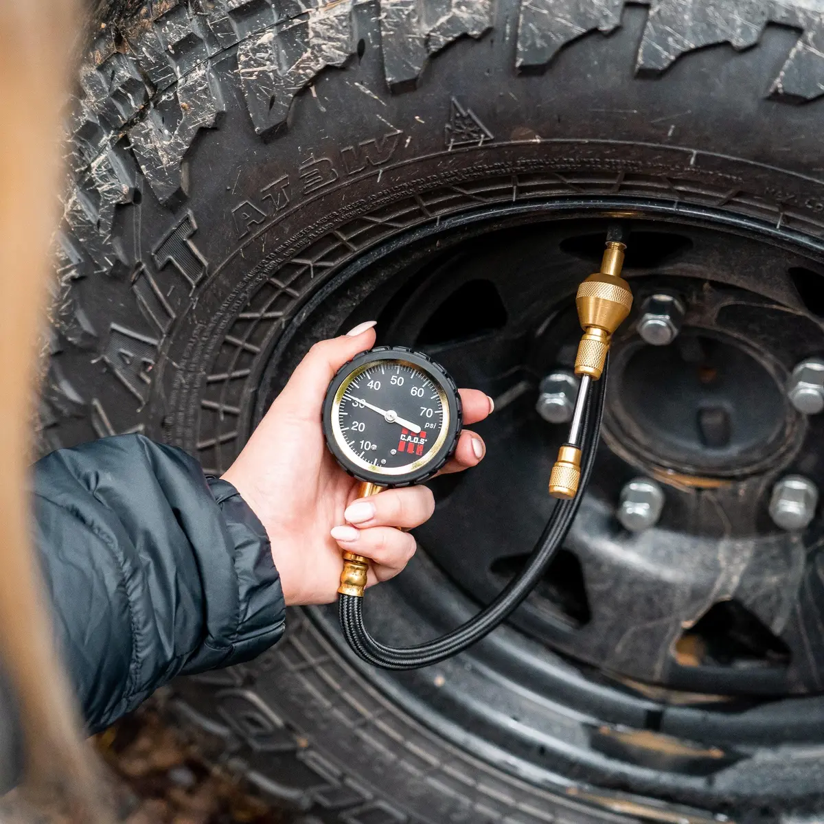 Caos 70Psi Tyre Deflator Kit 1