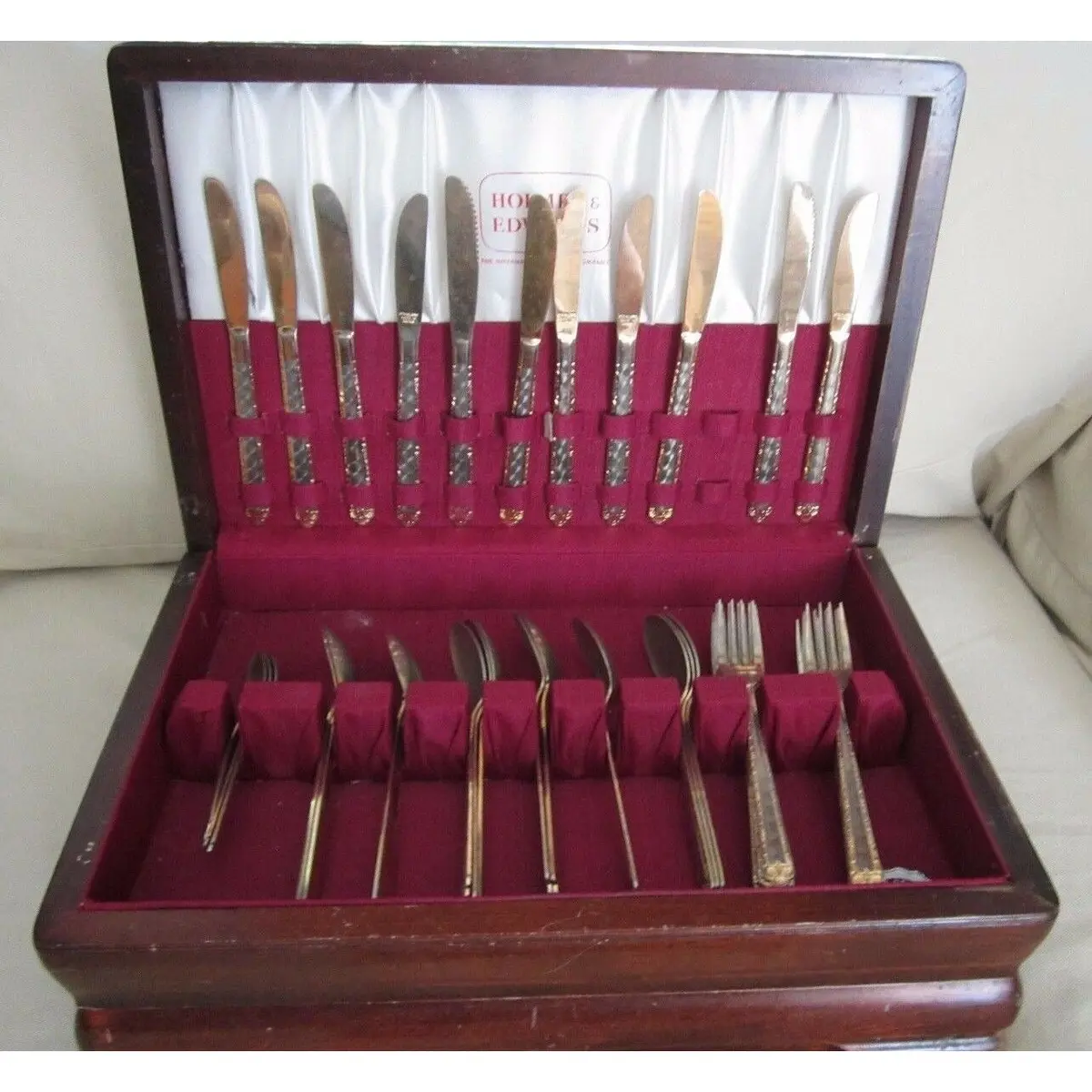 Holmes & Edwards Stainless Steel Floral Flatware Set In Chest Japan Tongs 1