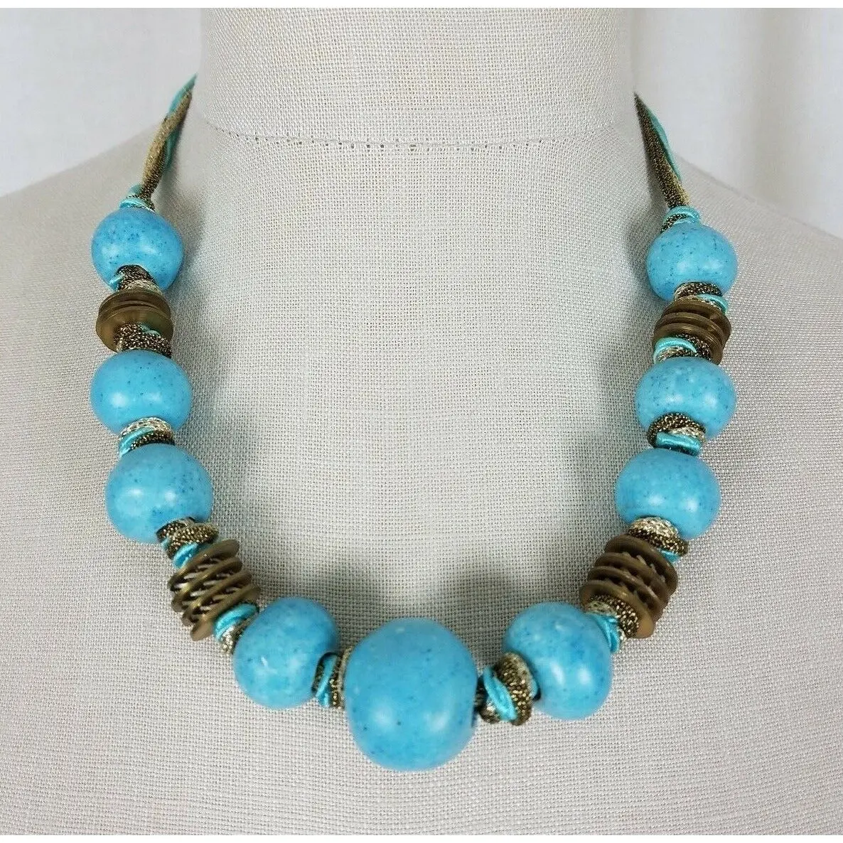 Single Strand Blue Turquoise Chunky Beads Beaded Necklace Choker Resin Plastic 1
