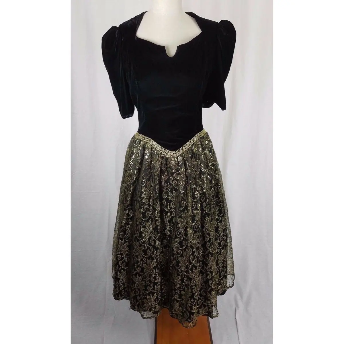 Jessica Mcclintock Bridal Velvet Keyhole Gold Lace Formal Dress Womens 12 Usa 1