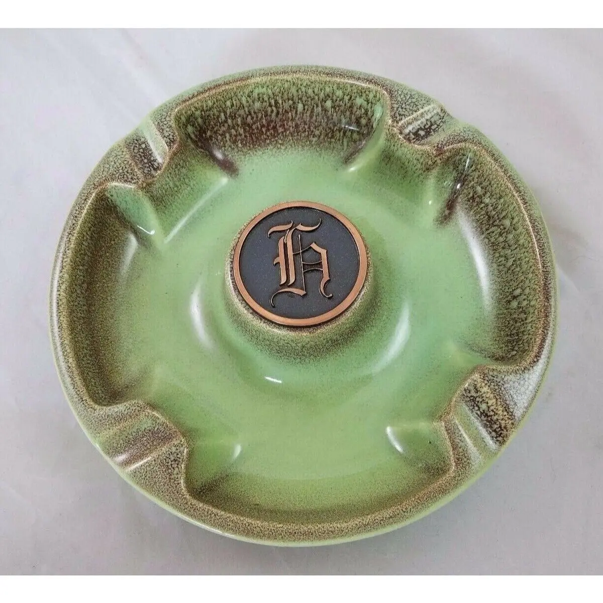 Vintage The Hyde Park No.1900 Green Ceramic Weighted Ashtray Initial H Beige Tan 1