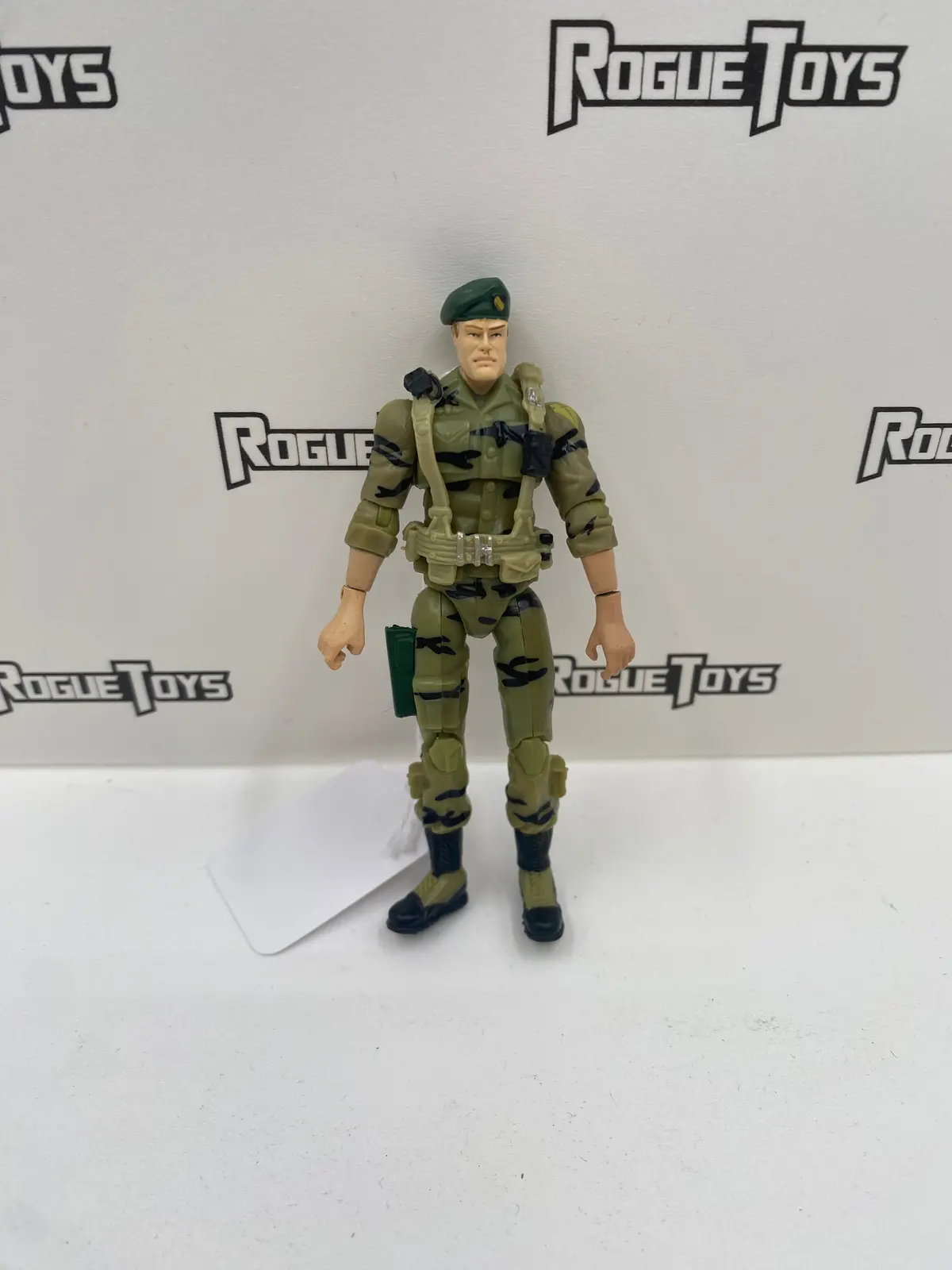 Hasbro G.I. Joe 25Th Anniversary Lt. Falcon 1