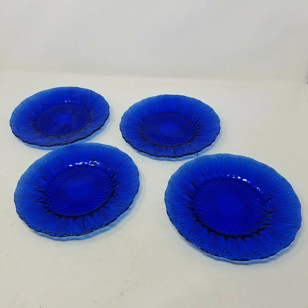 Set Of 4 Avon Royal Sapphire Leaf Fan Print France Cobalt Blue 8" Salad Plates 1