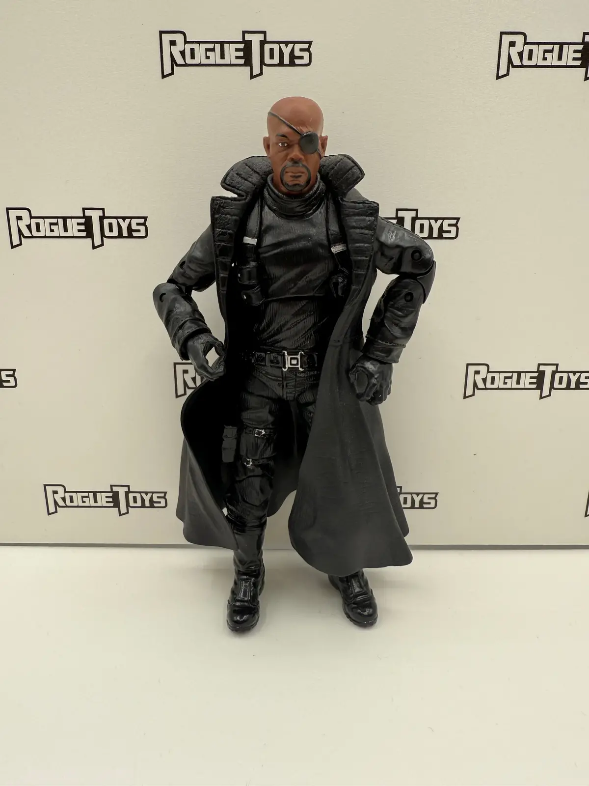 Hasbro Marvel Legends Infinite Series Avengers Multi-Pack Nick Fury (Toys ‘R’ Us Exclusive) 1