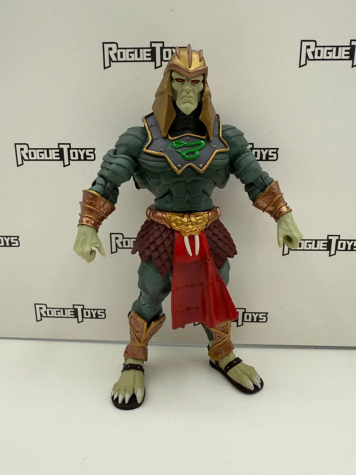Mattel Masters Of The Universe (Motu) Battle Armor King Hssss 1