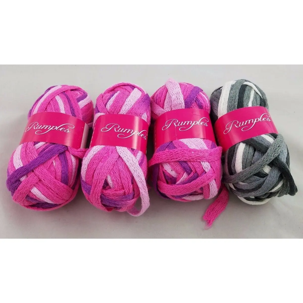 Lot Knitting Fever Rumples Ruffle Yarn 32 Yds 4 Skeins Knitting Crafts Scarf 1