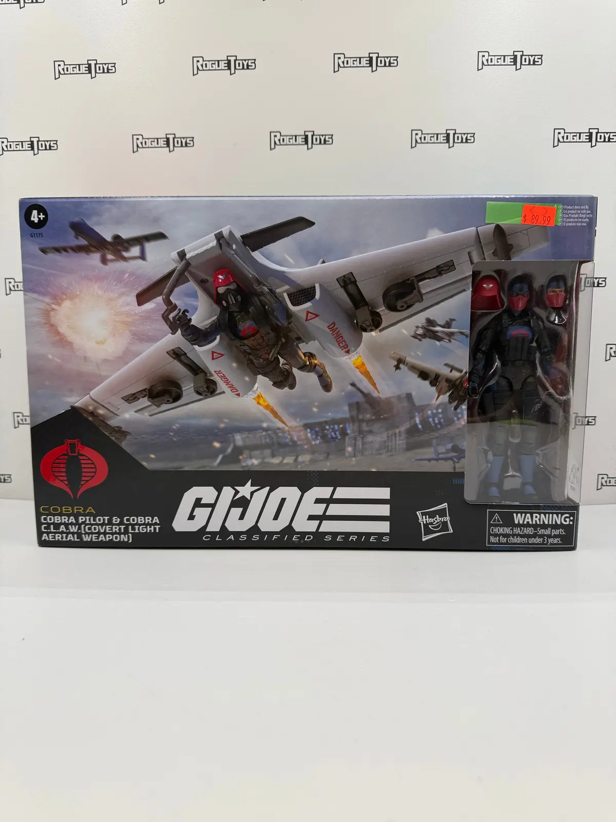 Hasbro G.I. Joe Classified Series Cobra Pilot & Cobra C.L.A.W. (Covert Light Aerial Weapon) 1