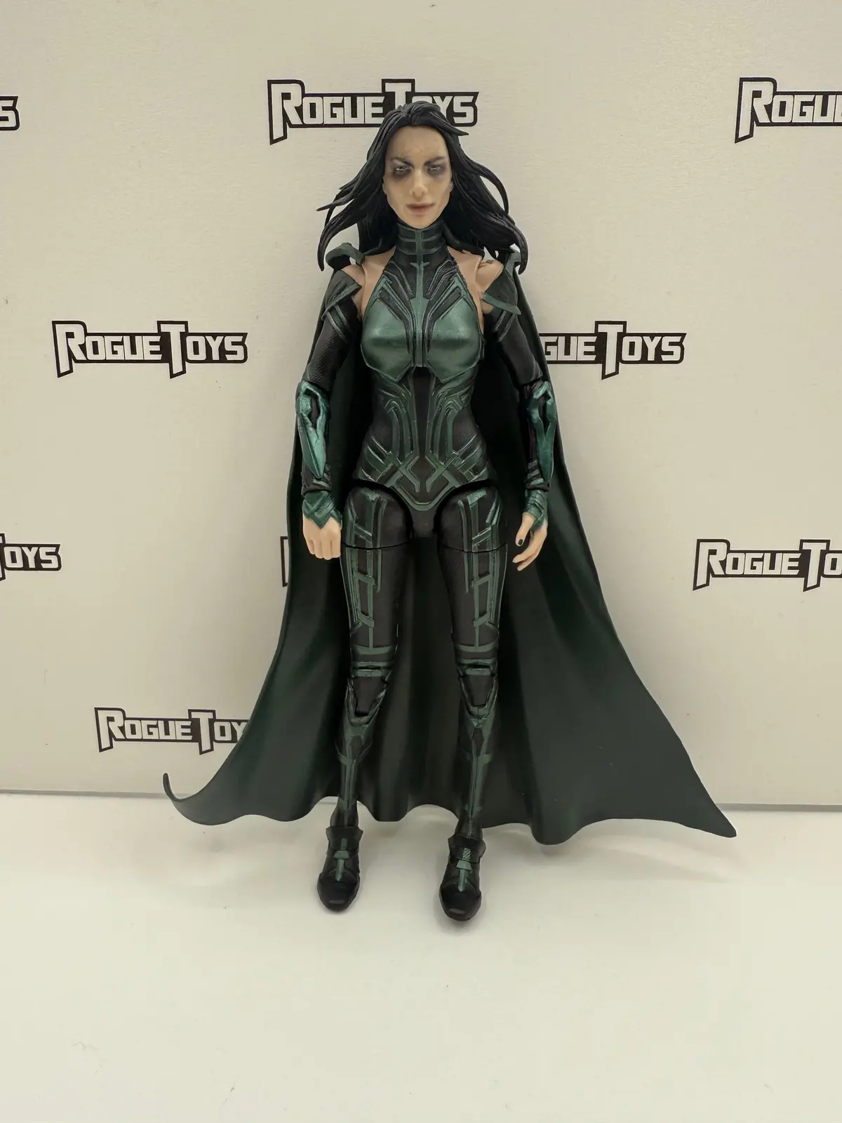 Hasbro Marvel Legends Hela 1
