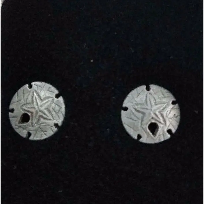 Sand Dollar Stud Earrings Pewter Made In The Usa Silver Metal Beach Ocean Theme 1
