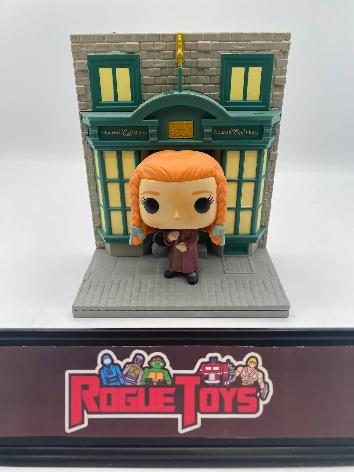 Funko Pop! Harry Potter Deluxe Ginny Weasley W/ Flourish Blotts 139 1