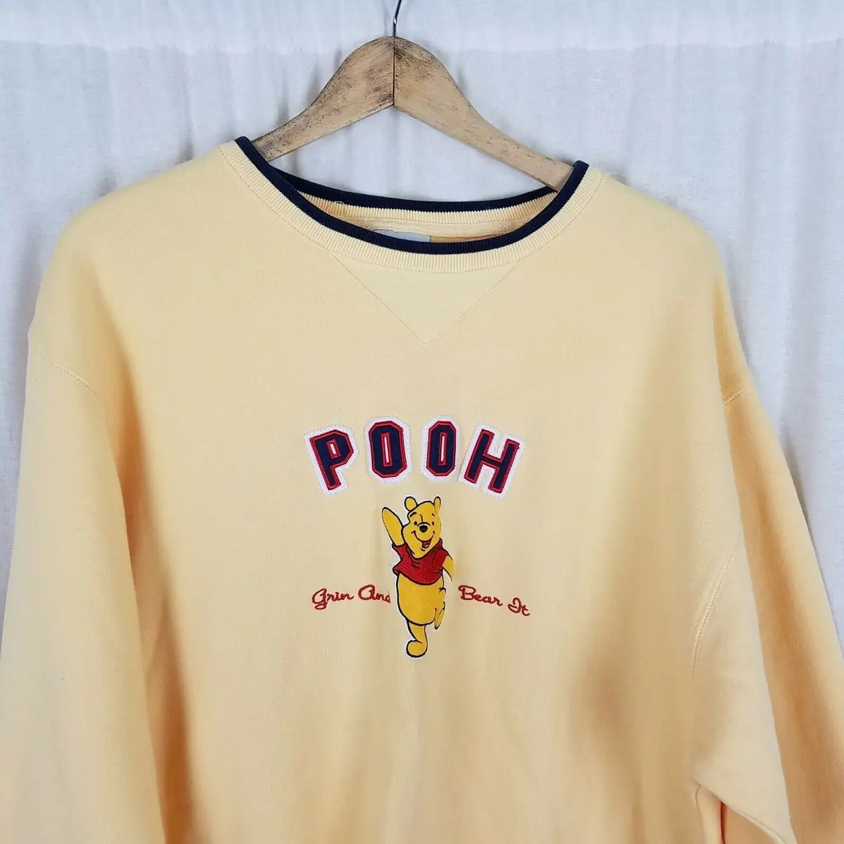 Vintage Disneyland Resort Winnie The Pooh Grin And Bear It Sweatshirt Mens L 2
