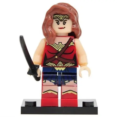 Dc Universe - Wonder Woman Custom Minifigure 1