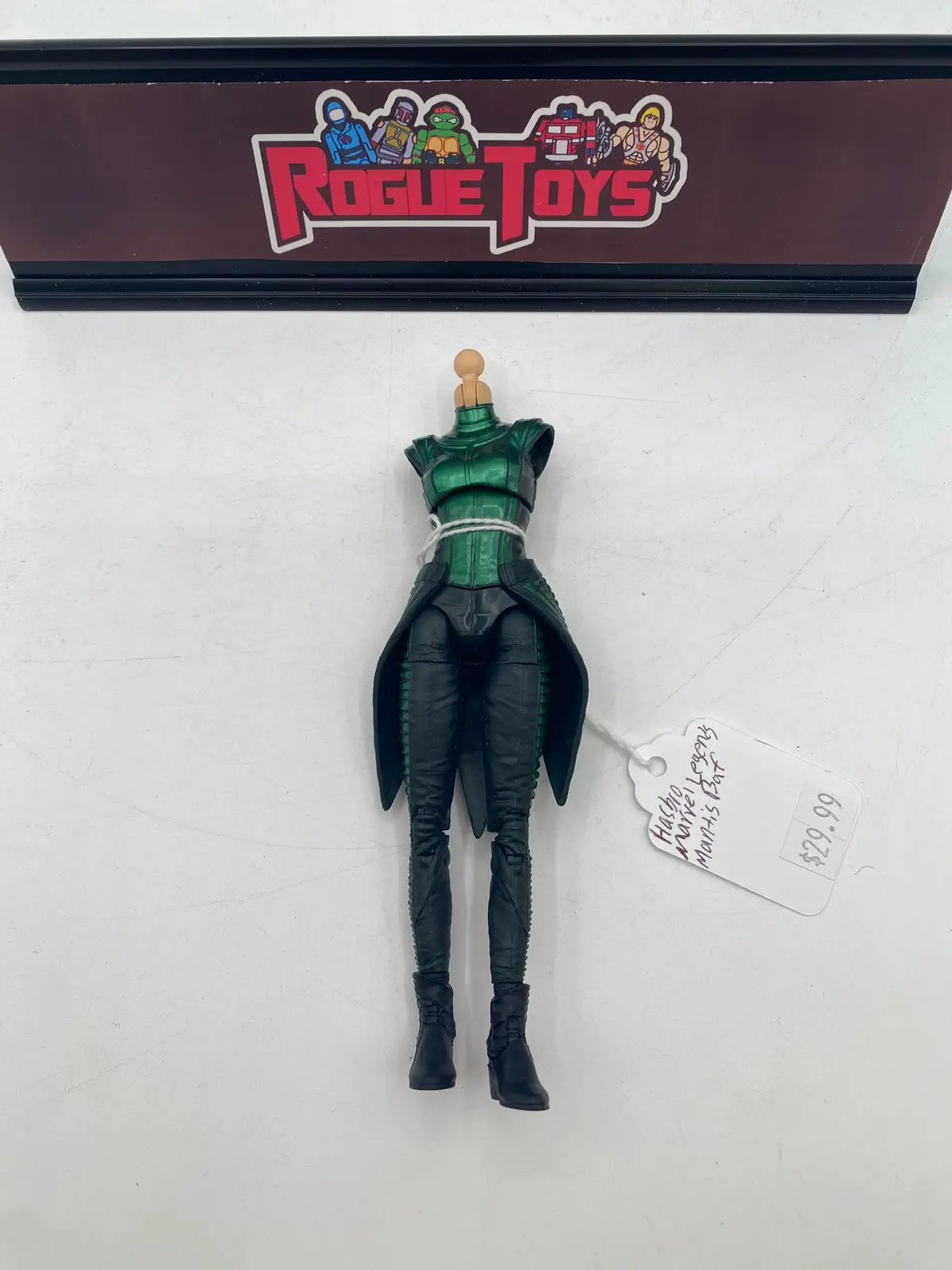 Hasbro Marvel Legends Mantis Baf 1