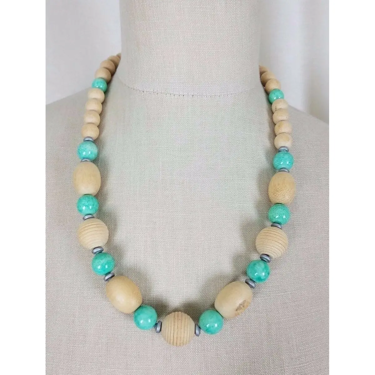 Chunky Large Wooden Beads Crackle Glaze Sky Blue Agate Beaded Necklace Choker 1