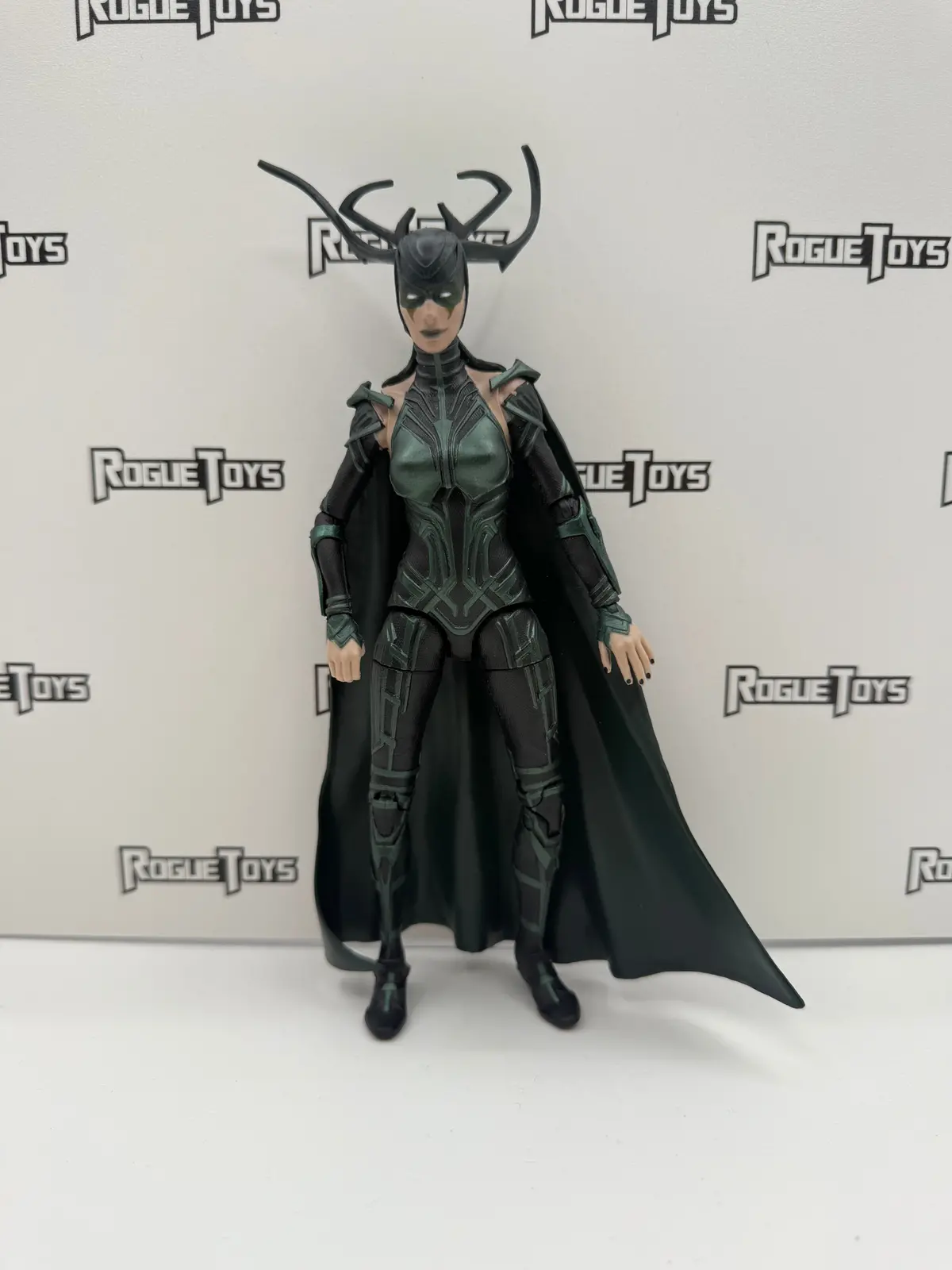 Hasbro Marvel Legends Gladiator Hulk Baf Wave Thor: Ragnarok Marvel’S Hela 1