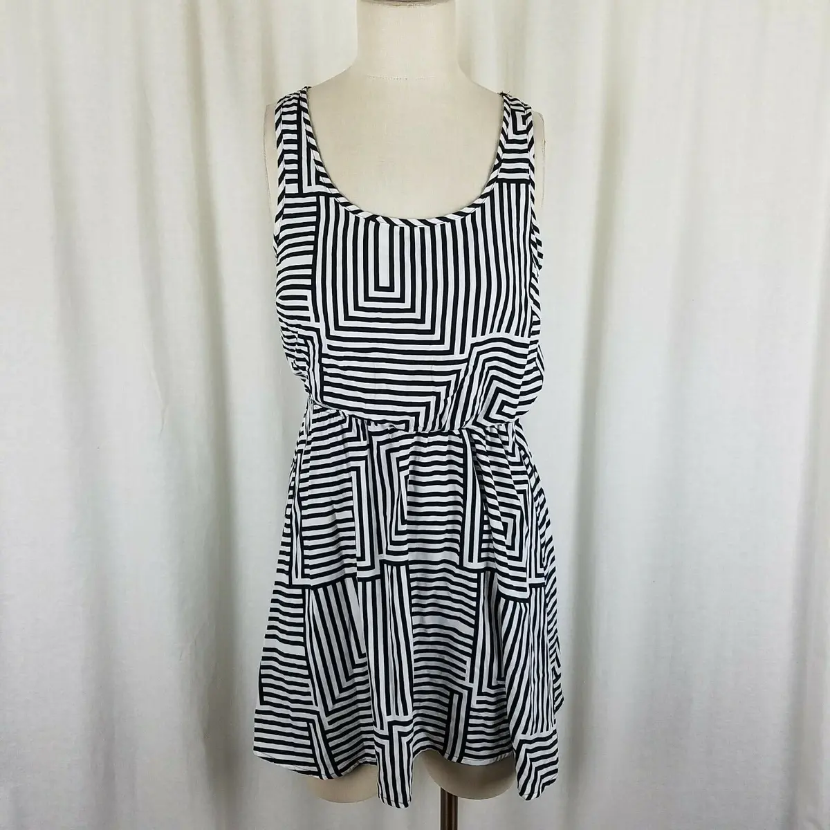 Forever 21 Black & White Abstract Blouson Dress Womens S Psychedelic Patchwork 1