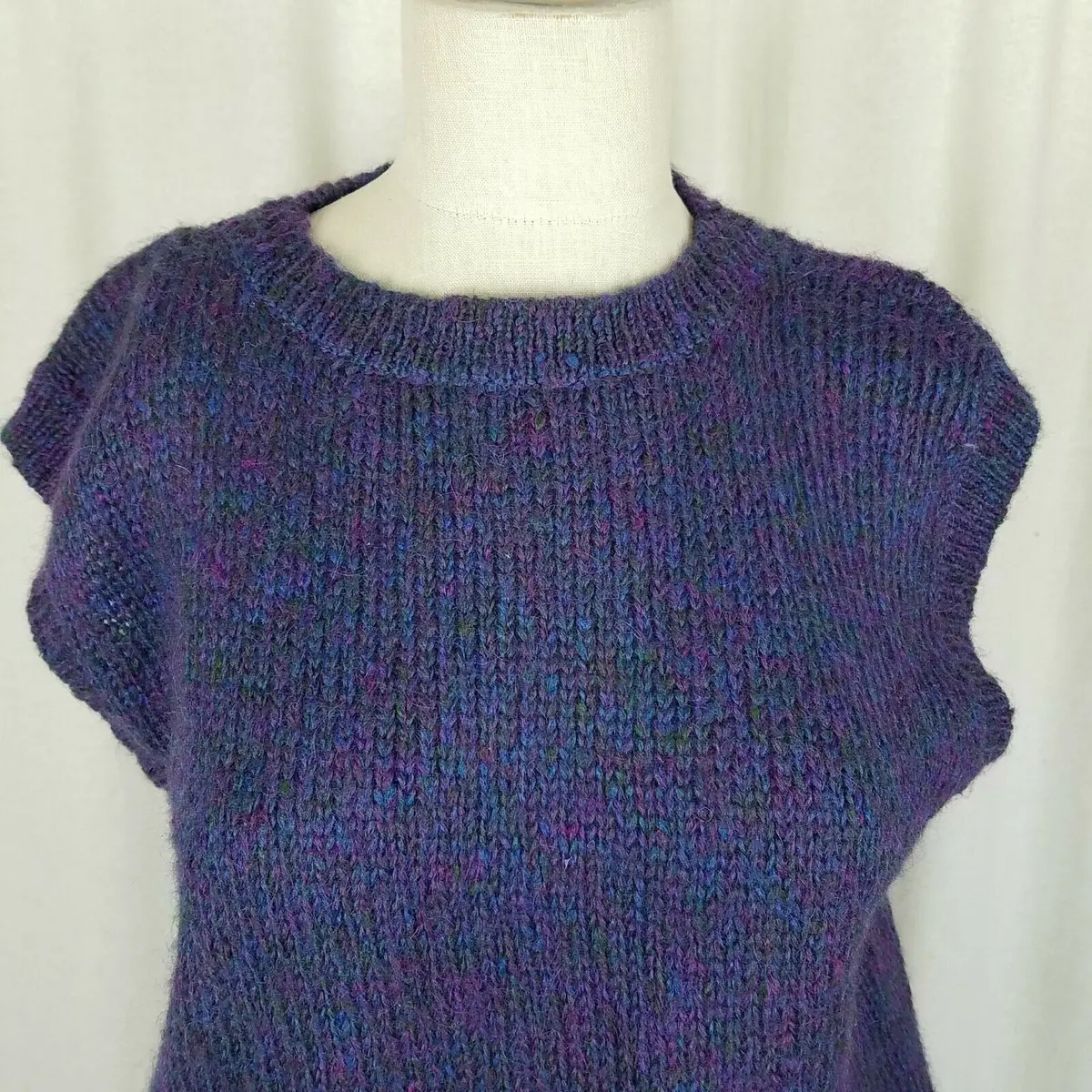 Archie Brown & Son Bermuda Mottled Wool Sweater Vest Womens 38 M Vintage Purple 2