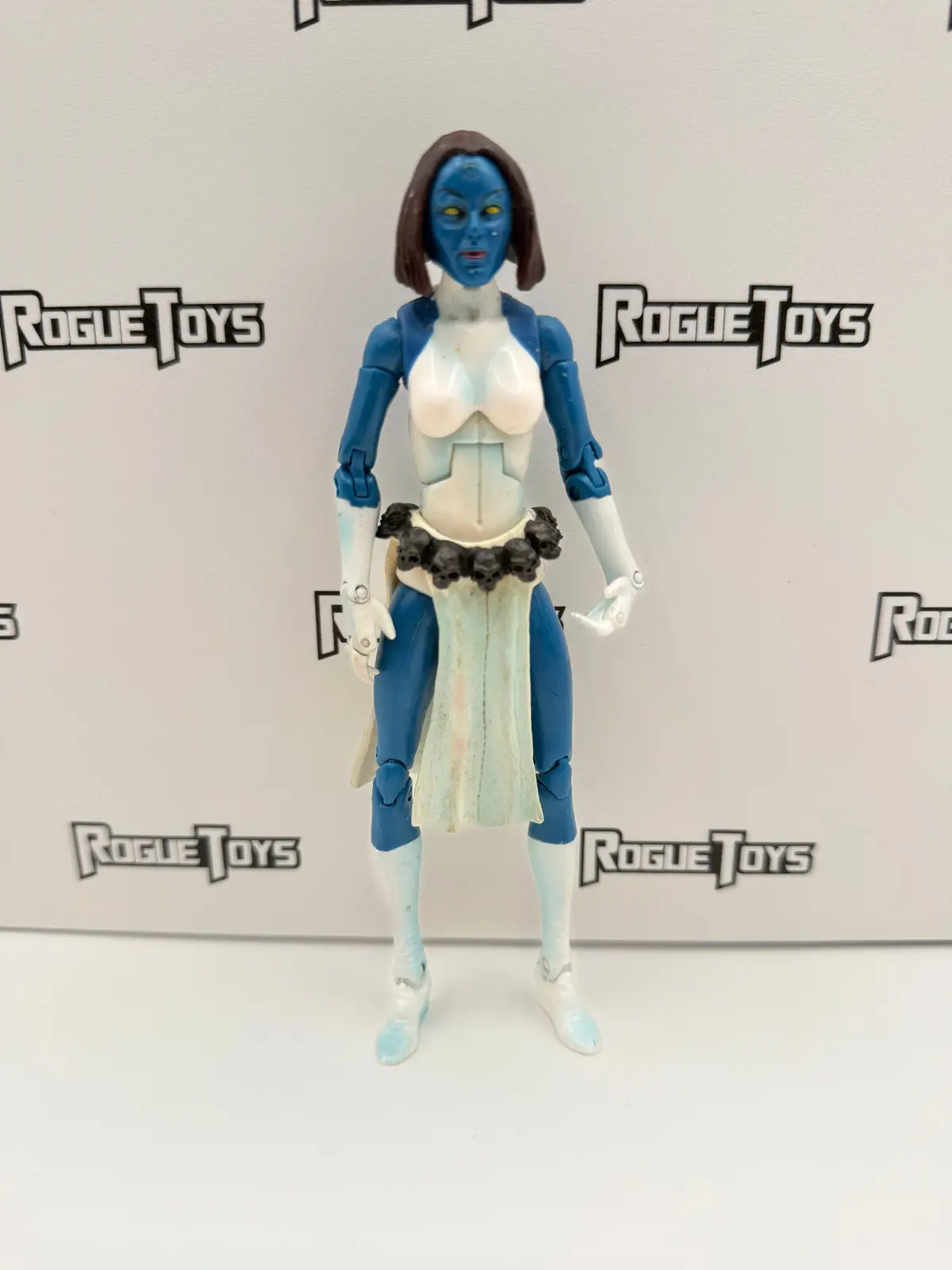 Toybiz Marvel Legends Sentinel Series Mystique 1