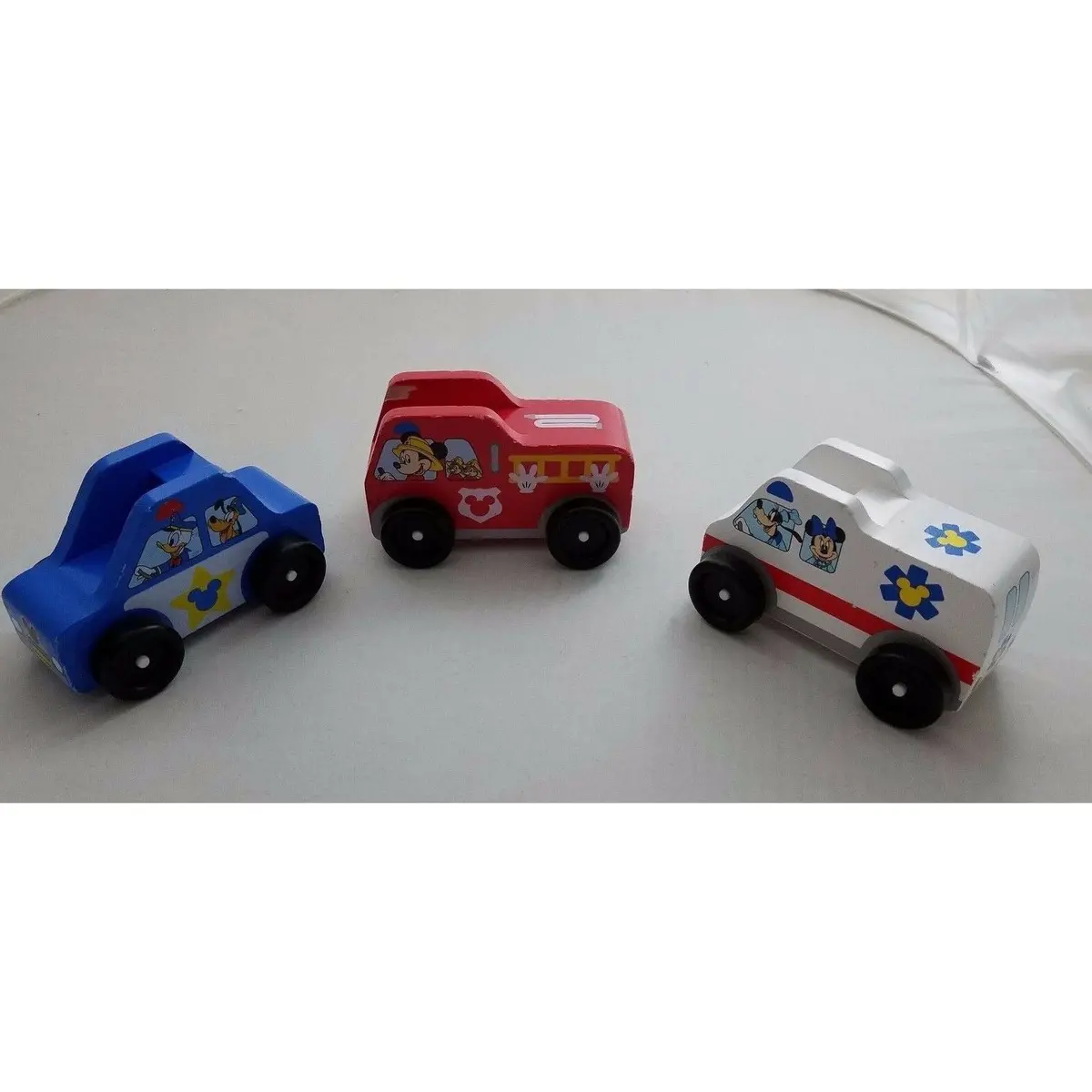 Disney Melissa And Doug Mickey Mouse Clubhouse Wooden Emergency Vehicles Car Lot 1