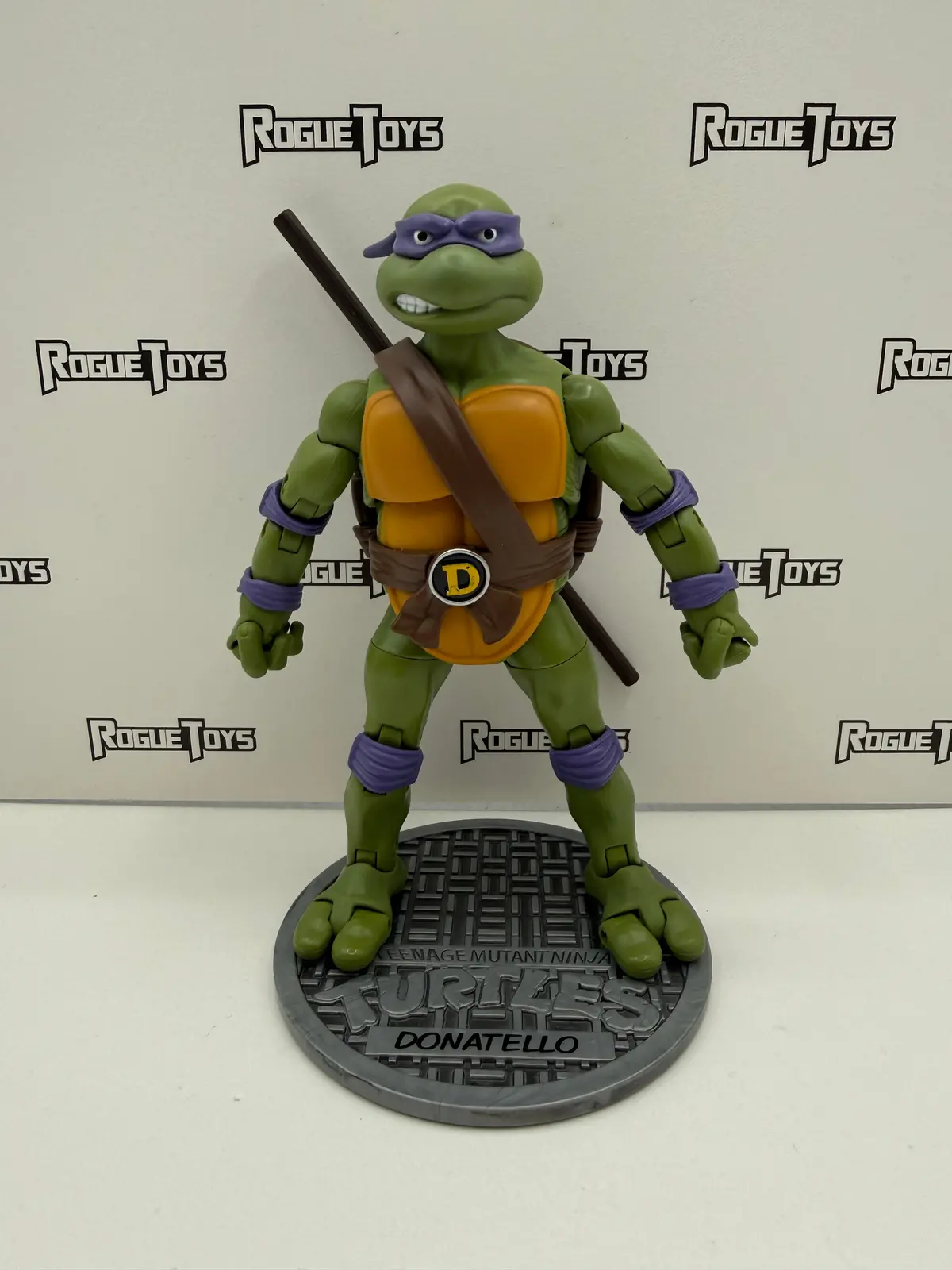 Playmates Teenage Mutant Ninja Turtles Classic Collection Donatello 1