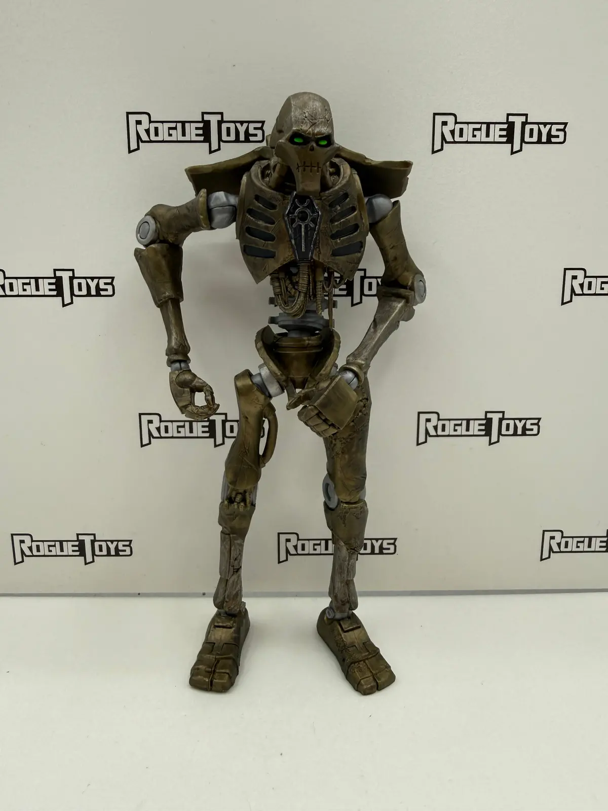 Mcfarlane Toys Warhammer 40K Necron Warrior 1