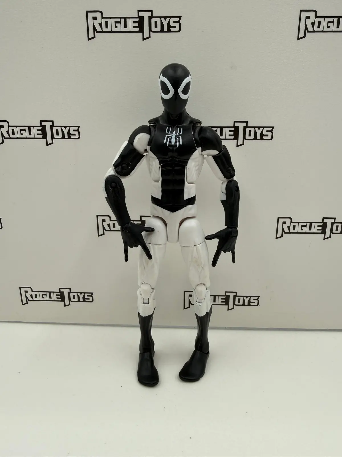 Hasbro Marvel Legends Black And White Suit Negative Zone Spider-Man 1