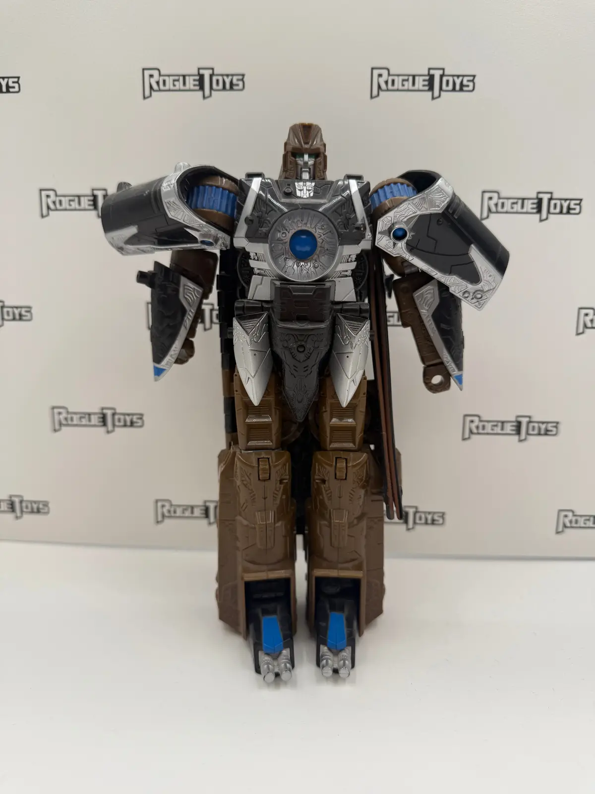 Hasbro Transformers Universe 2 Voyager Class Autobot Vector Prime With Safeguard 1