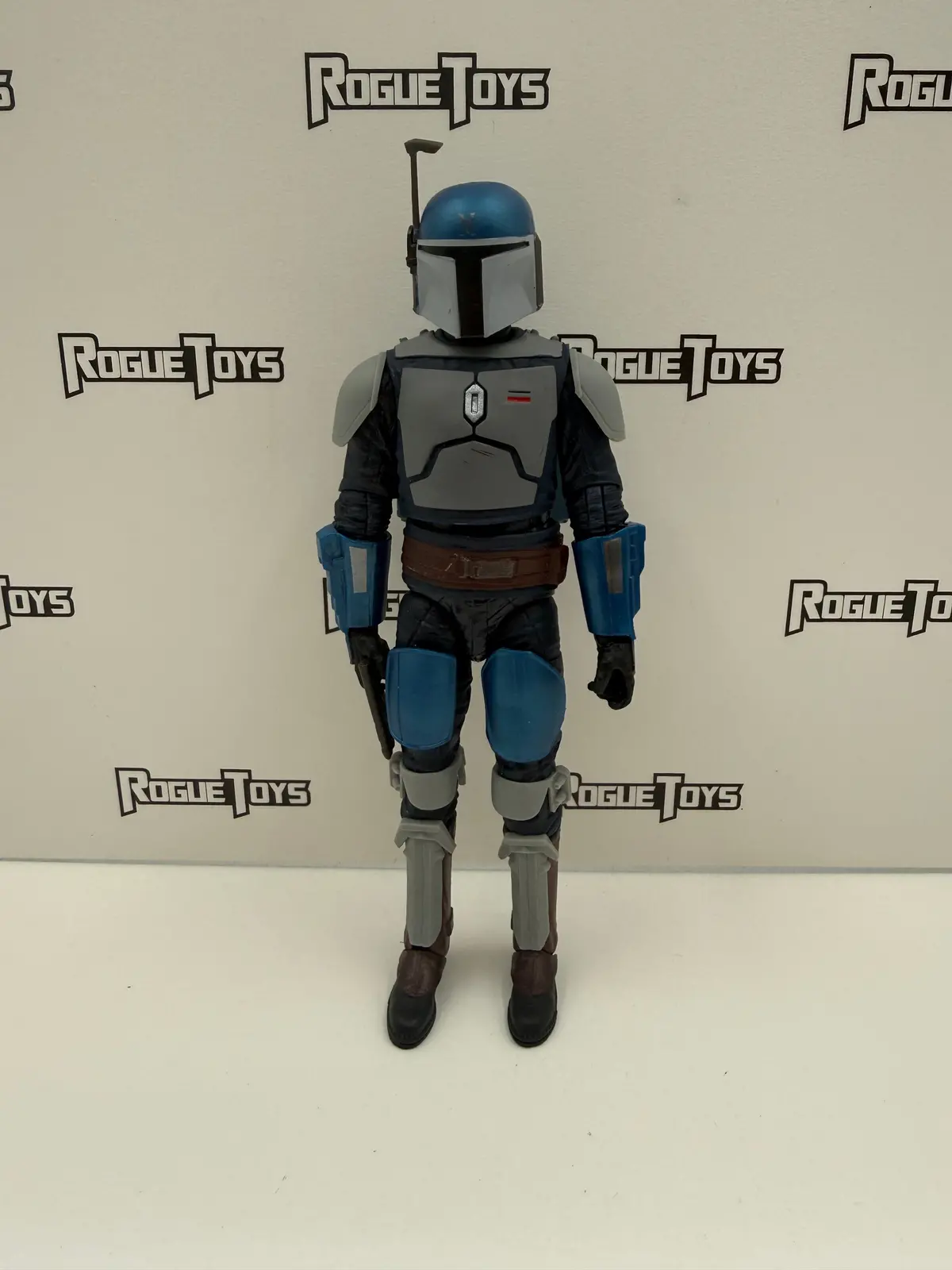 Hasbro Star Wars The Black Series Mandalorian Fleet Commander 1