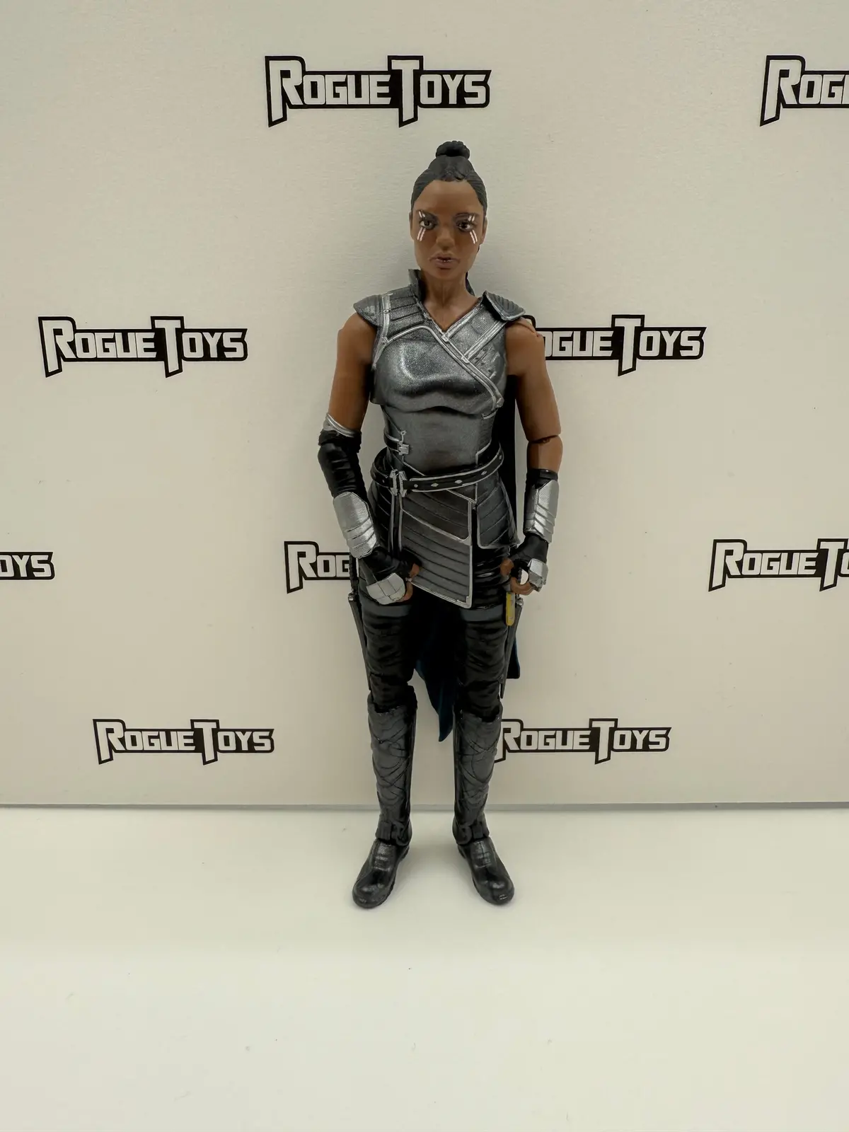 Hasbro Marvel Legends Thor: Ragnarok 2-Pack Marvel’S Valkyrie (Target Exclusive) 1