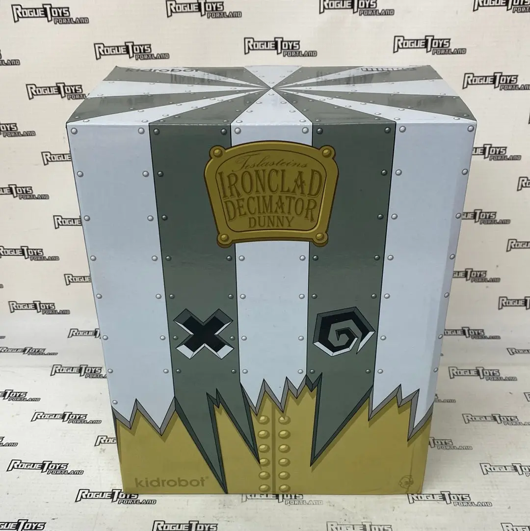 Kidrobot Dunny 8” Teslasteins Ironclad Decimator Dunny (Chase) 1