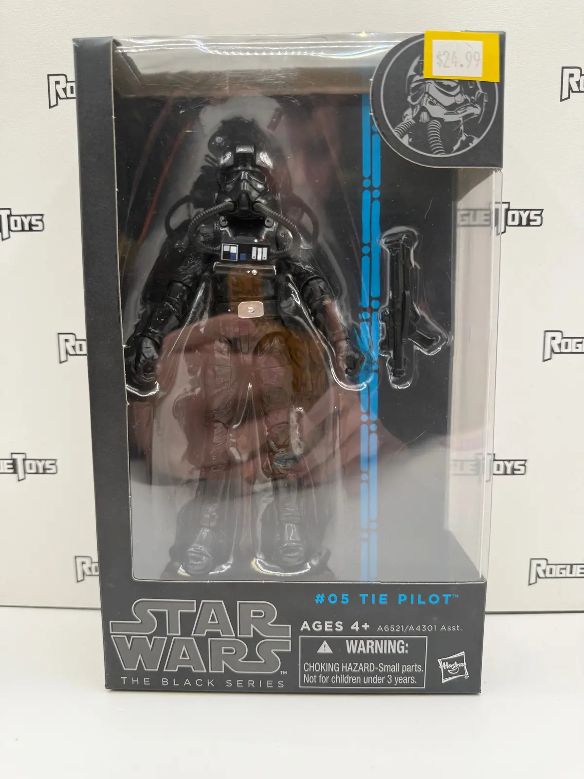 Hasbro Star Wars The Black Series Blue Line #05 Tie Pilot 1