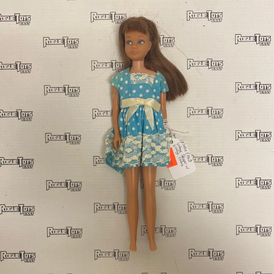 Mattel 1963 Vintage Skipper W/ Vintage Clothes 1